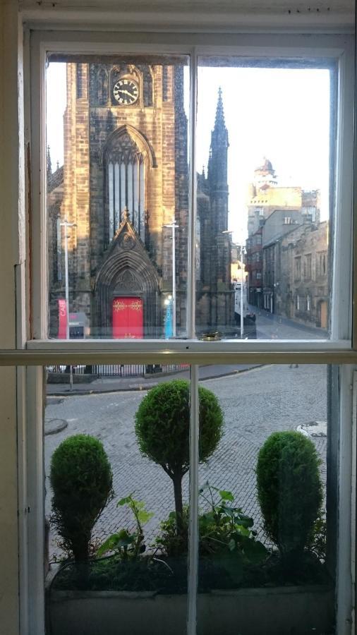 Royal Mile Apartment, 1 Minute From The Castle. Edimburgo Exterior foto